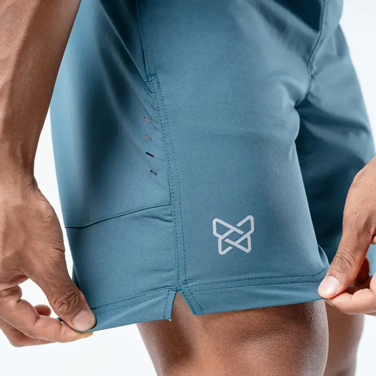 Atalon Fundamental Pants in active movement